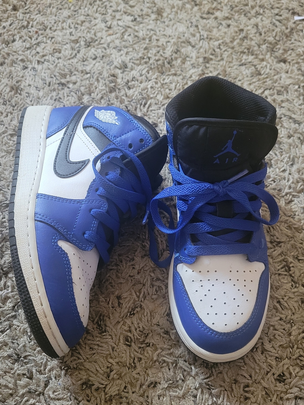 Jordan 1s Kids Royal Blue and White High-Top Sneakers 4Y Like New